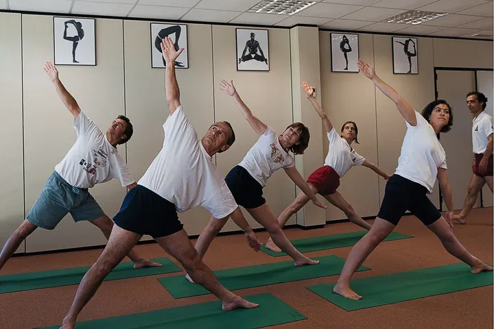 Escuela de yoga Luz Sobre el Yoga — yoga-studio en Madrid — 3