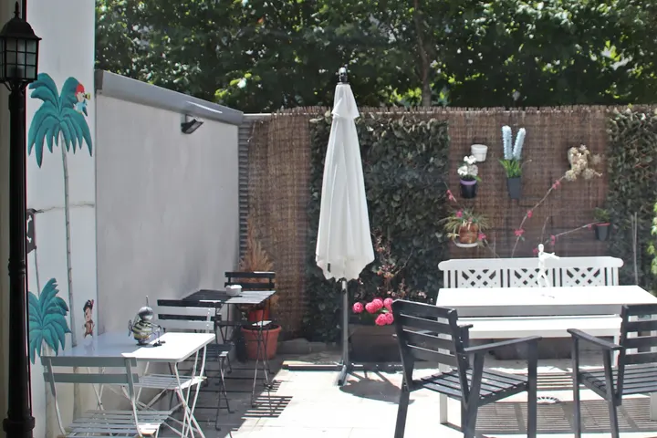Blanco Y Negro Studio — baile-studio en San Blas - Canillejas, Madrid — 2
