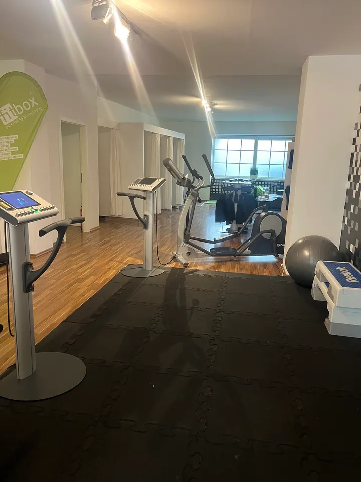 EMS Training fitbox Erlangen Rathausplatz — ems-training-studio in Stadtrandsiedlung, Erlangen — 2