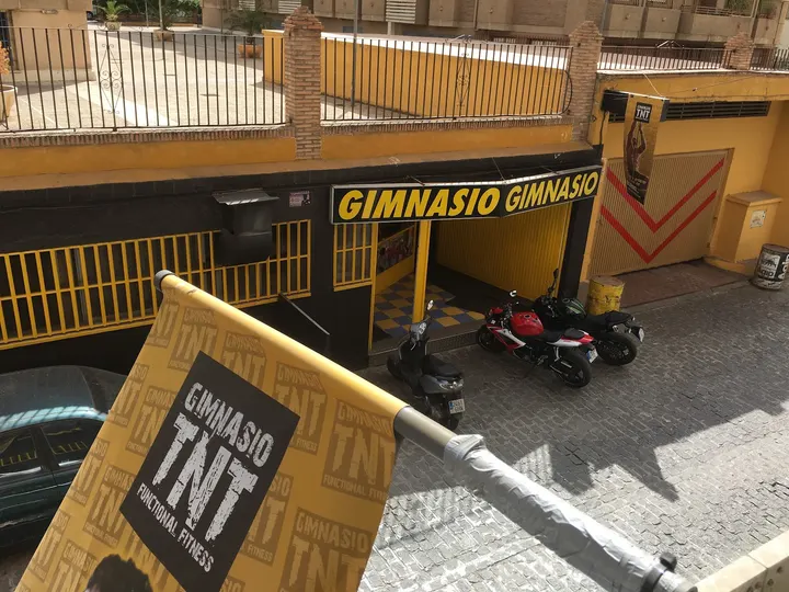 Gimnasio TNT — fuerza-studio en Granada — 4