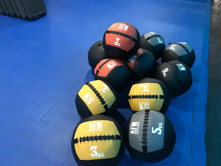 Gimnasio TNT — fuerza-studio en Granada — 5
