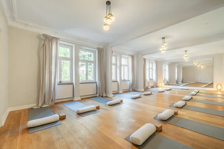 LET Studio of wellbeing — Yoga in Vorderer Westen, Kassel