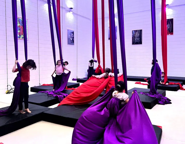 Hola Circo — aerial-studio en Igara, San Sebastián — 3