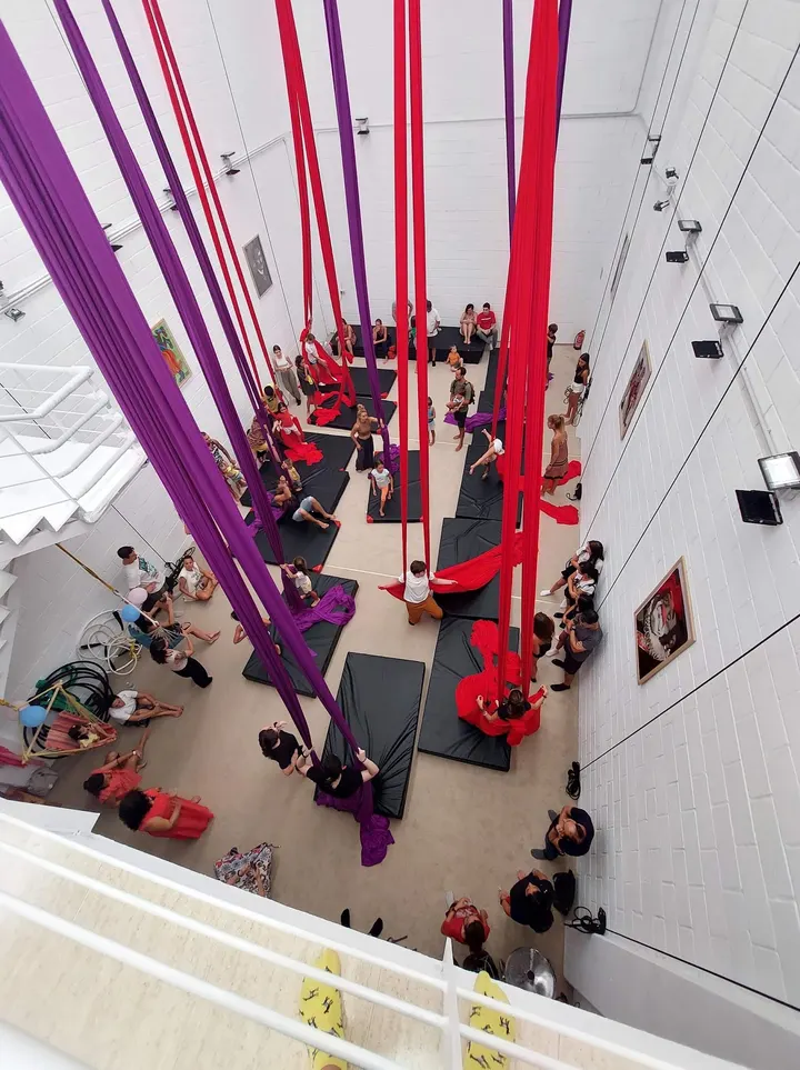 Hola Circo — aerial-studio en San Sebastián — 5