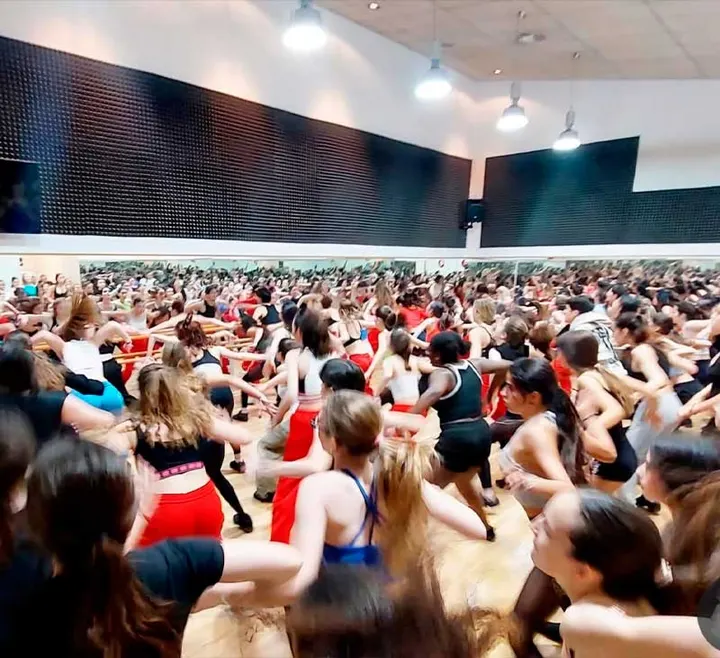 Ritme Escola de Dansa. — baile-studio en el Centre, Sabadell — 2