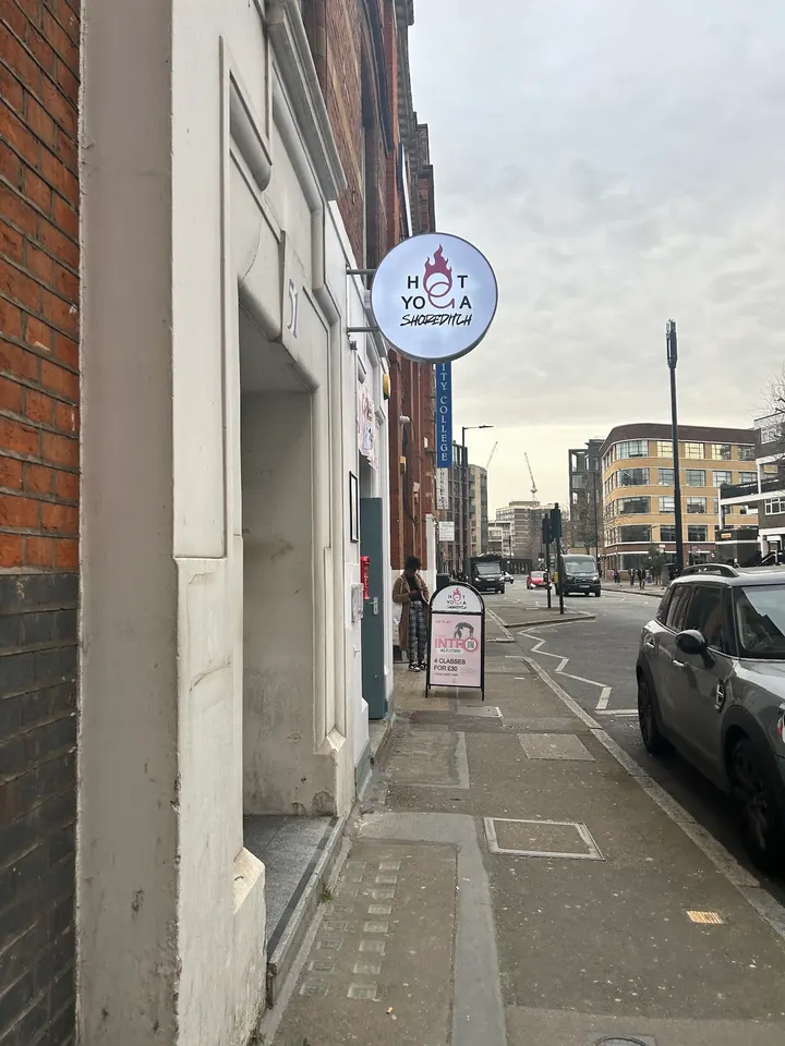 Hot Yoga Shoreditch (formerly Yoga Union) — yoga-studio in Hoxton, London — 3