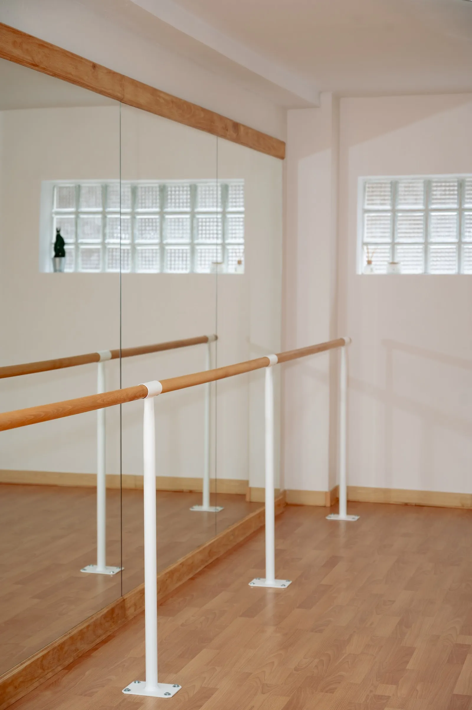 Barre Studio Cecilia Ureña — barre-studio en Avilés — 2