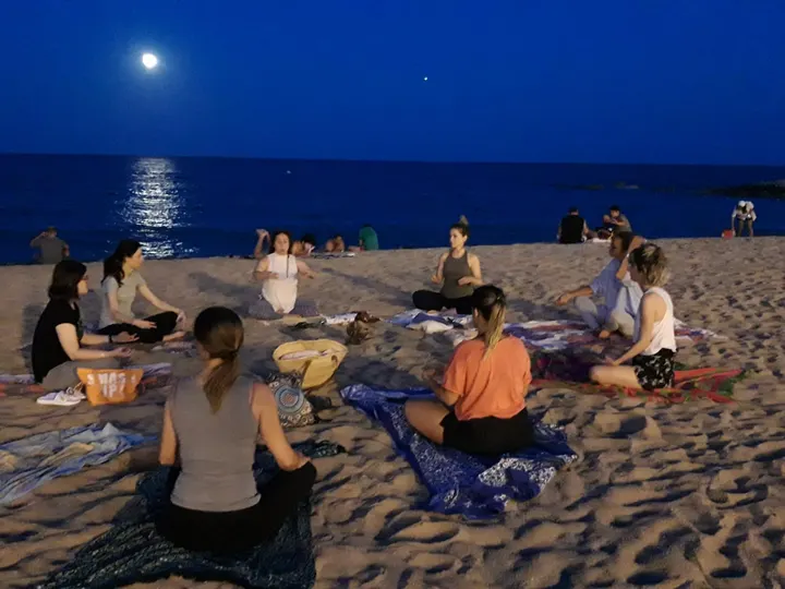 Asoc. Farginen Yoga Y Meditación En Badalona — yoga-studio en Badalona — 5