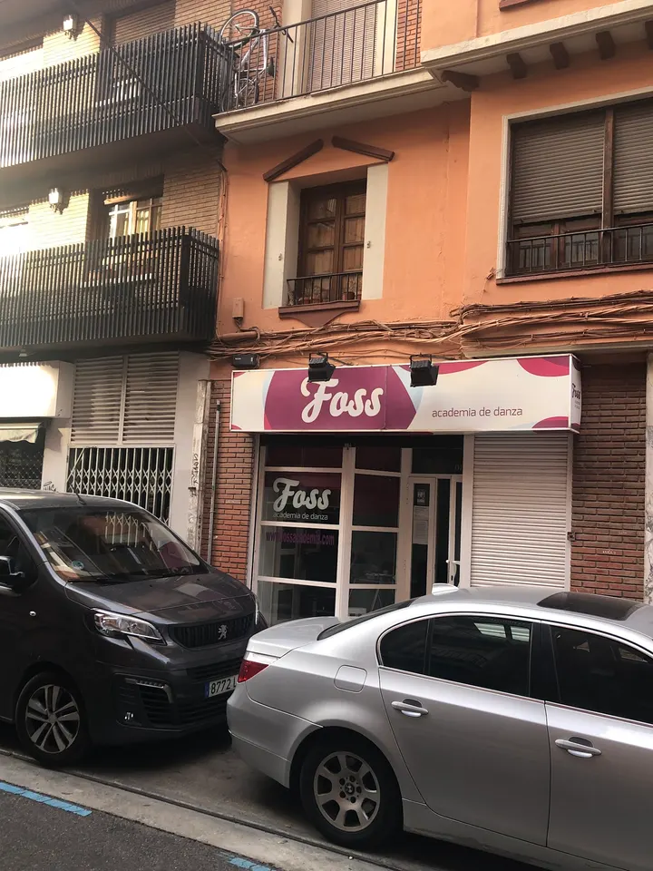 Foss — baile-studio en Oliver, Zaragoza — 2