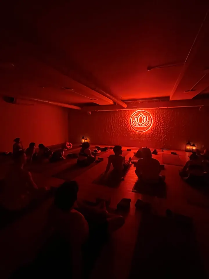 Vidya Studio - Campo de Ourique — Hot yoga em Almada