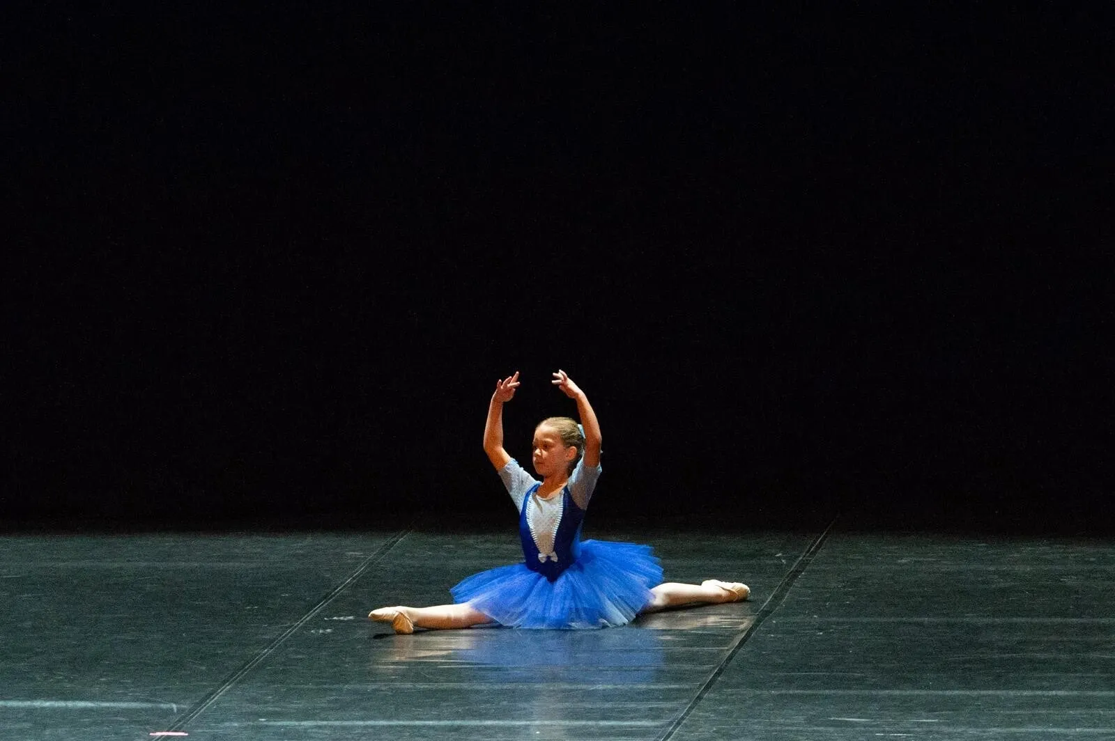 Escuela De Ballet L'etoile International Center Of Art Education — dans-studio i Reus — bild 3