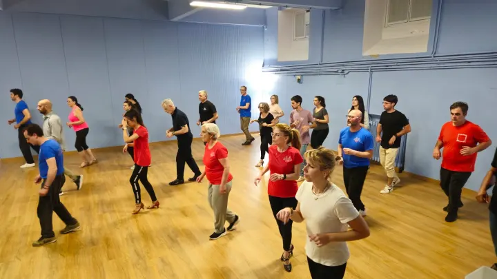 Bailando Salsa Asd — danza-studio a Firenze — 3