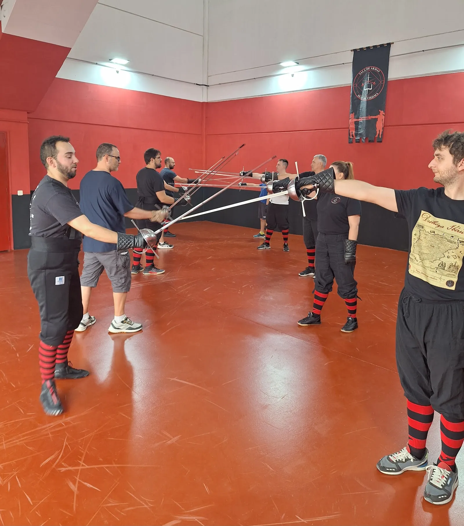 Sala de armas Díaz de Viedma — artes marciales-studio en Alcalá de Henares — 3