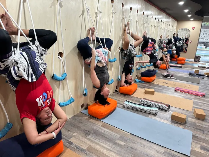 Sathya Yoga Sathya Kaliyamoorthy — yoga-studio i Hestvika — 3