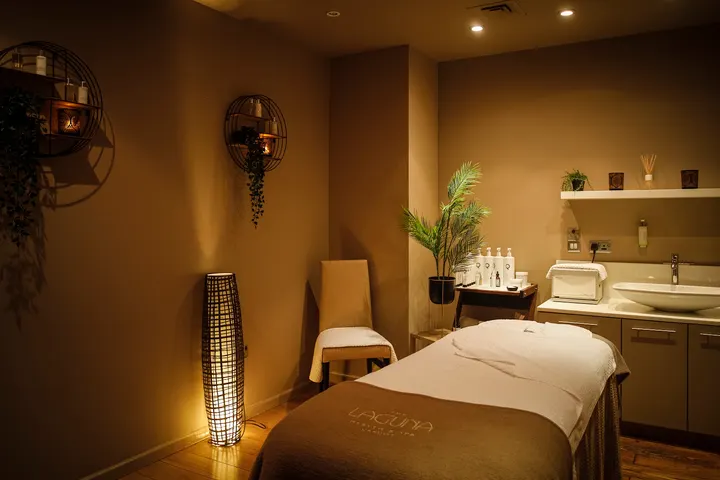 Laguna Health & Spa. — fitness studio in Castle, Cardiff — 2