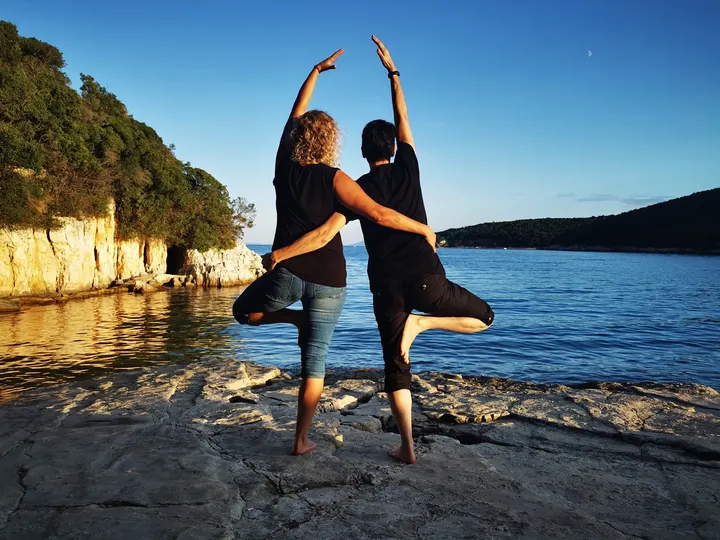 For Your Happiness Yoga - online Yoga — yoga-studio in Kladow, Berlin — 2