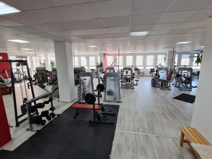 Exclusive Medizinisches Fitnesstraining — fitnessstudio in Homburg — 4