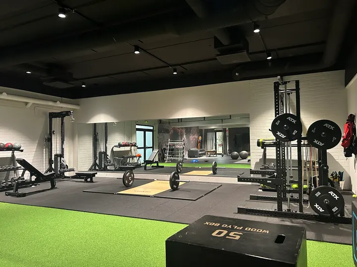 SAHA Training — Fitnessstudio – Espoo, Helsinki