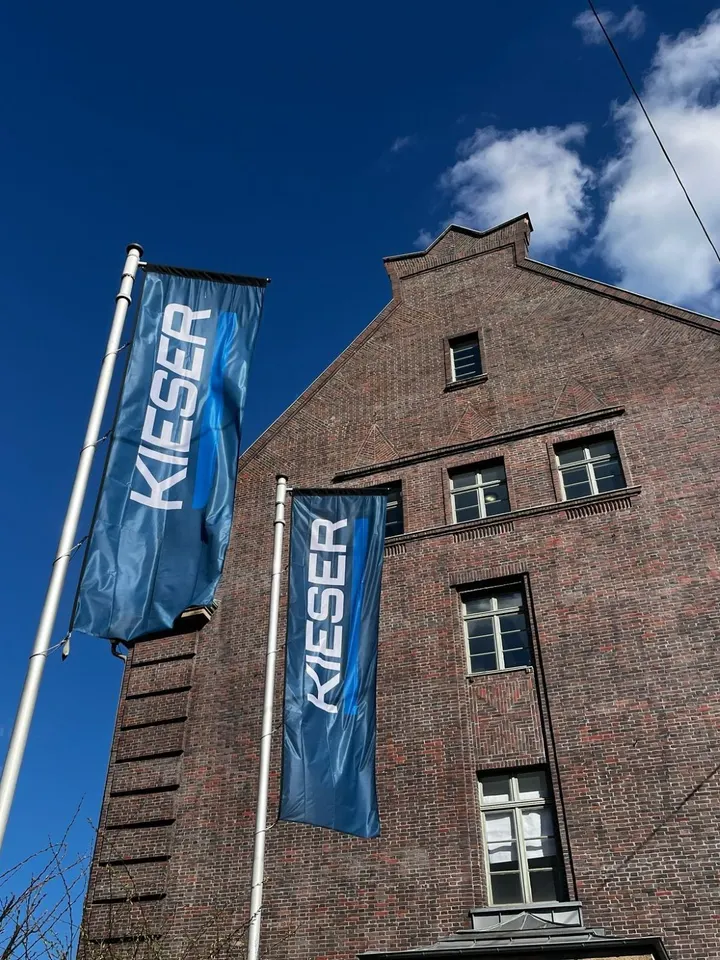 J & E Krafttraining GmbH — krafttraining-studio in Oberkassel, Düsseldorf — 2