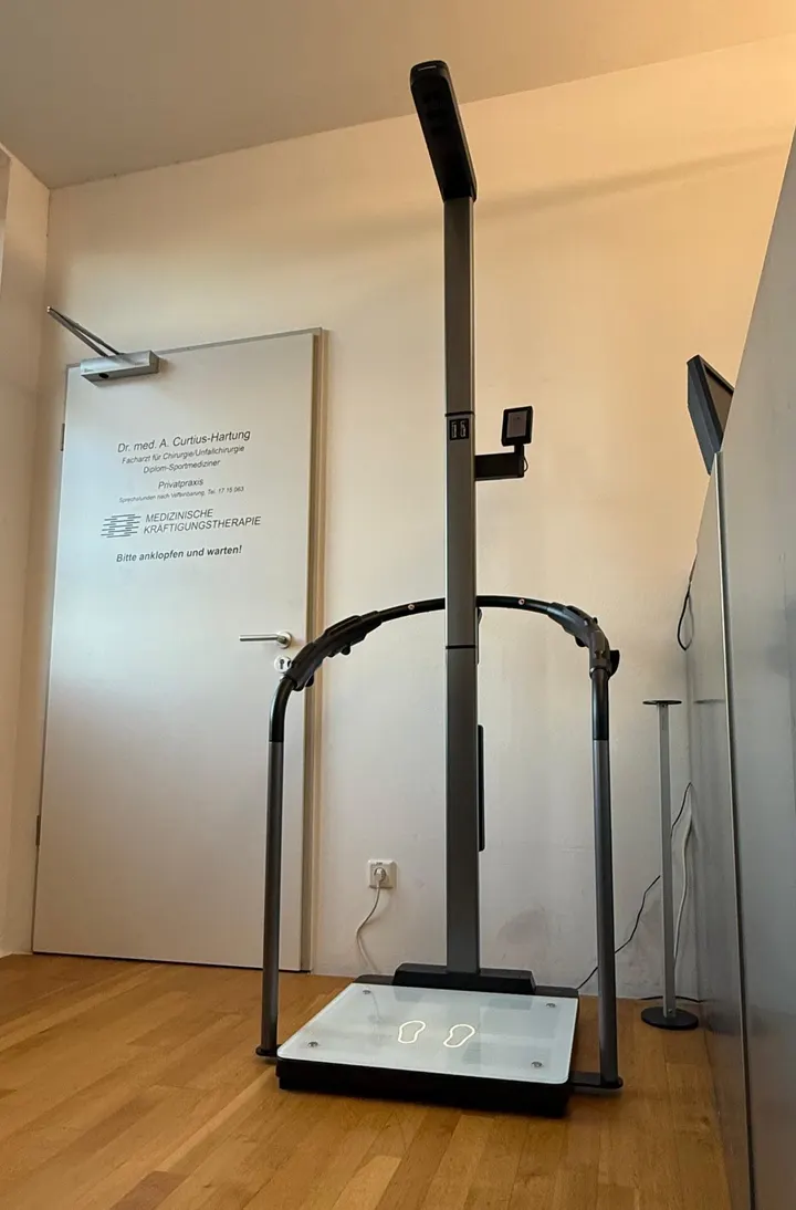 J & E Krafttraining GmbH — krafttraining-studio in Oberkassel, Düsseldorf — 3
