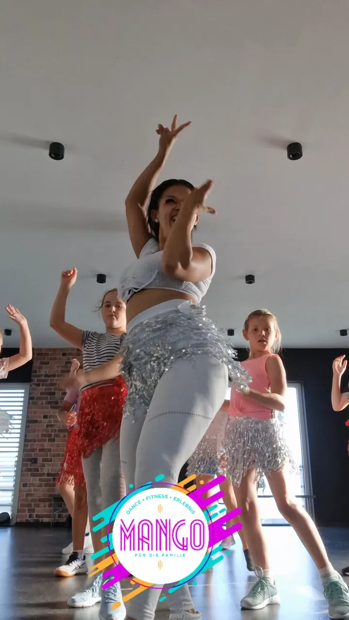 Mango Dance Fitness — tanz-studio in Gewerbepark Grondahlsmühle, Euskirchen — 2