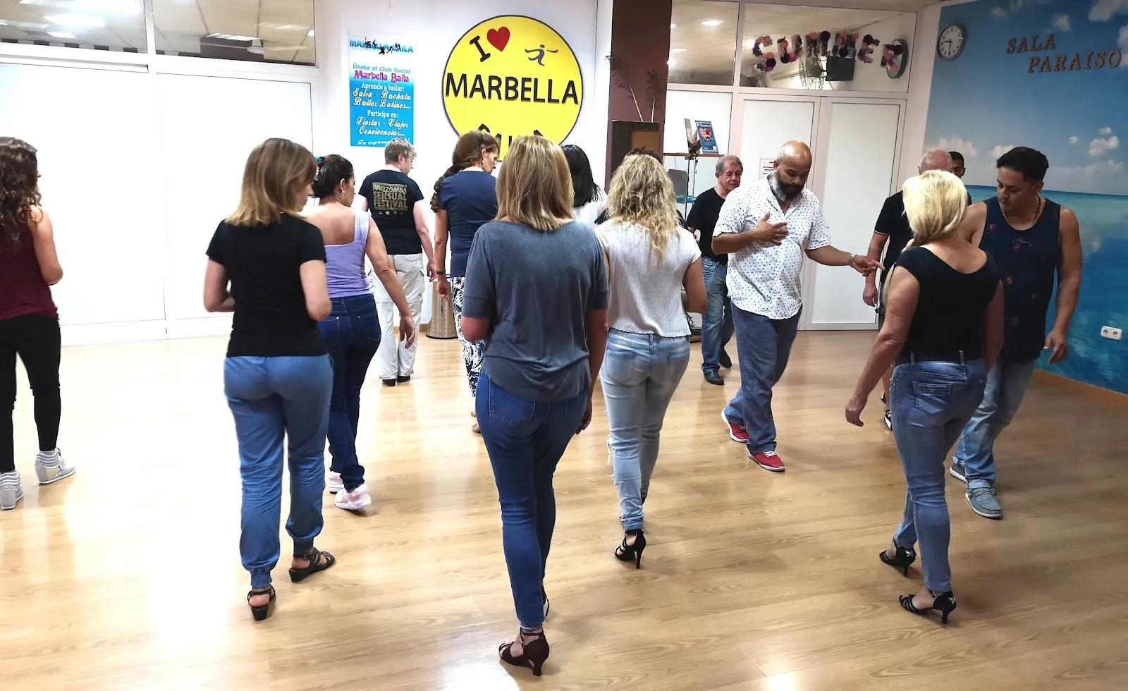 Asociación Marbella Baila — baile-studio en Divina Pastora, Marbella — 2