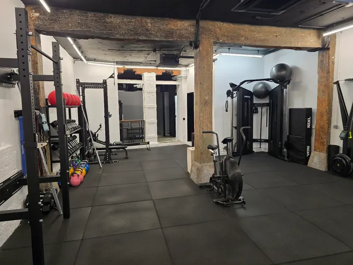 One on One Health Hub — entrenamiento personal-studio en Cortes, Madrid — 3