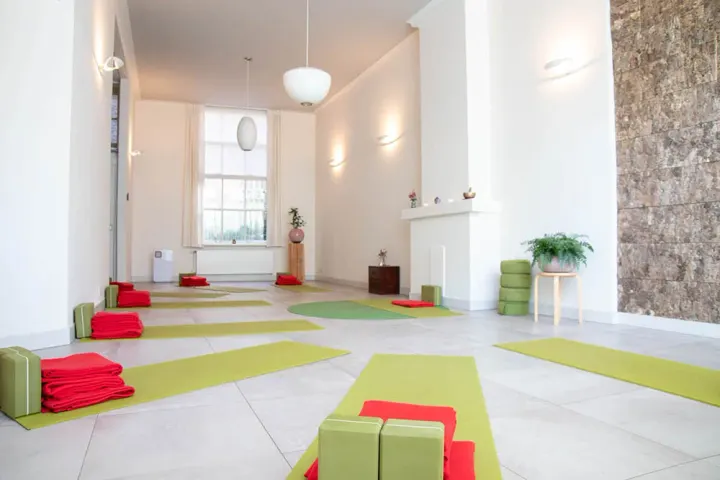 BARA yoga en Japanse taal — Yoga in De Hoven, Zutphen