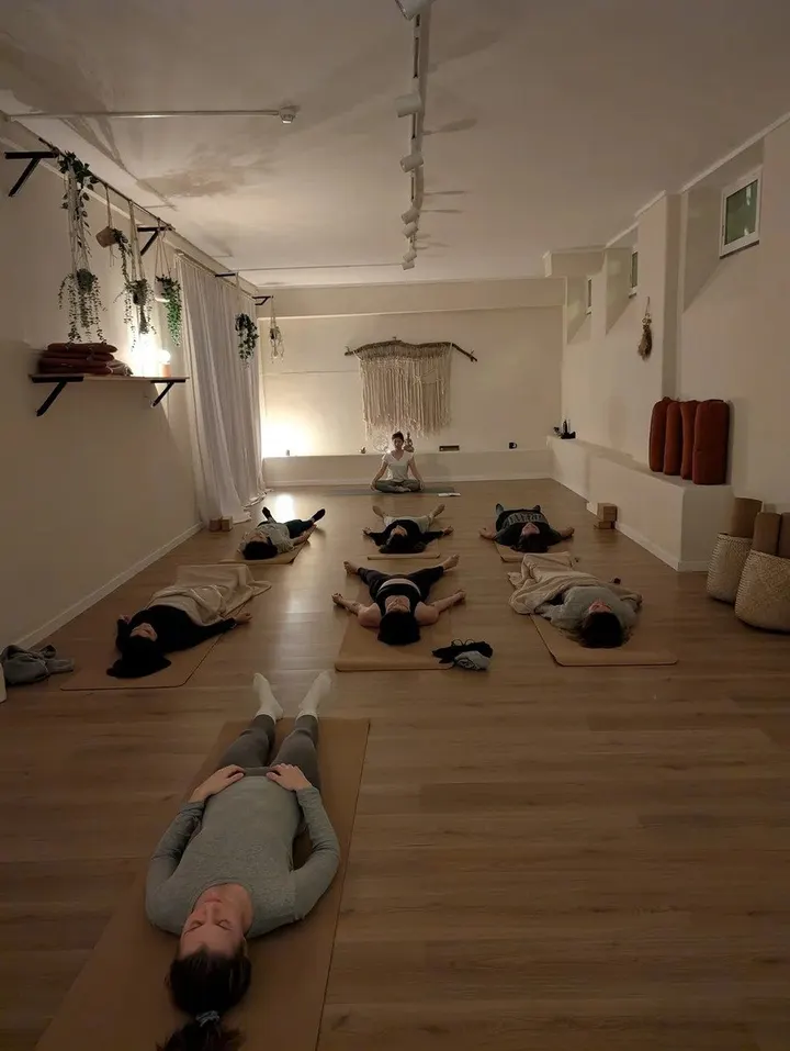 Feel at Om — yoga-studio em Lisboa — 4