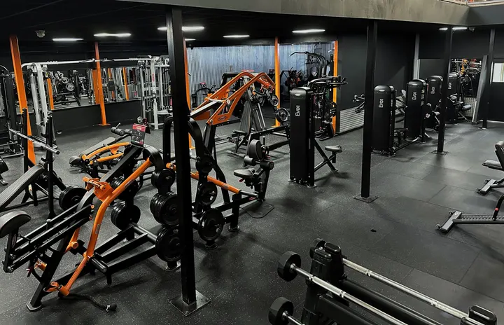 D-12 fitness — Fitness Studio in Llangunnor, Carmarthen