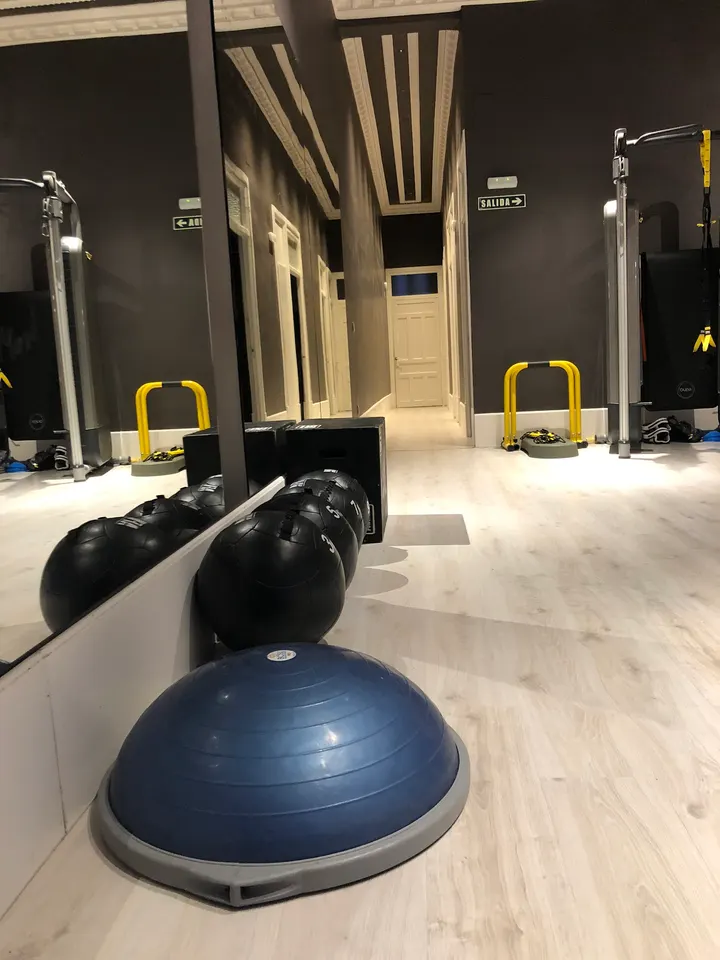 Miguel Ibañez — entrenamiento personal-studio en Segundo Ensanche, Pamplona — 2