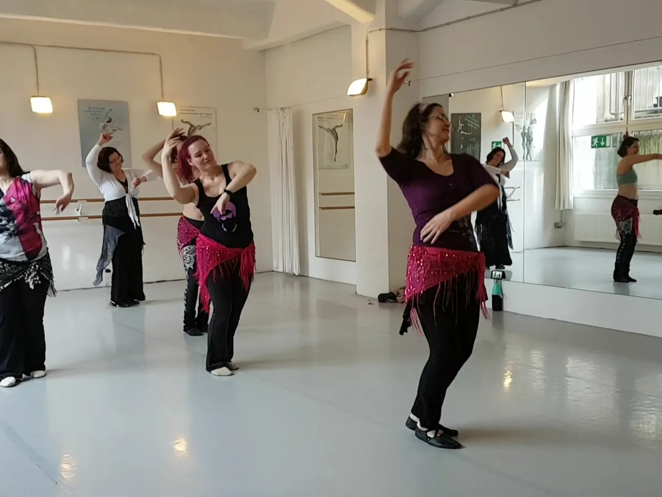 A' Zahra Bauchtanz — tanz-studio in Köln — 5