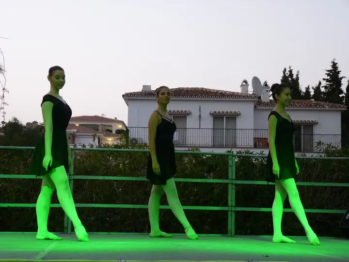 Ballet Clásico Pilar Aurrecoechea — Baile en Torremolinos
