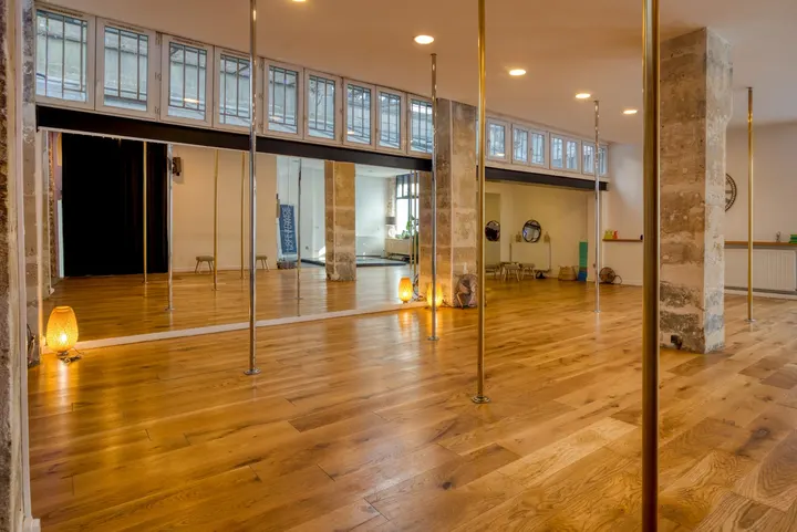 Pole & Dance — pole fitness-studio à Paris 10e Arrondissement, Paris — 2