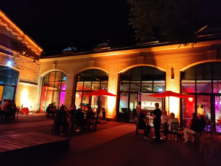 TANGO OCHO — tanz-studio in Nordbahnhof, Stuttgart — 2