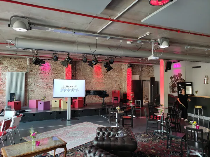 TANGO OCHO — Tanz in Nordbahnhof, Stuttgart