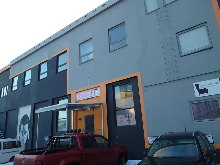 Pole Fit — pole fitness-studio i Busmoen, Lillehammer — 3