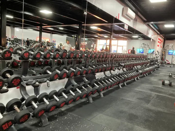 Epic Fitness Portimão — ginásio-studio em Pedra Mourinha e Vale Lagar, Portimão — 2