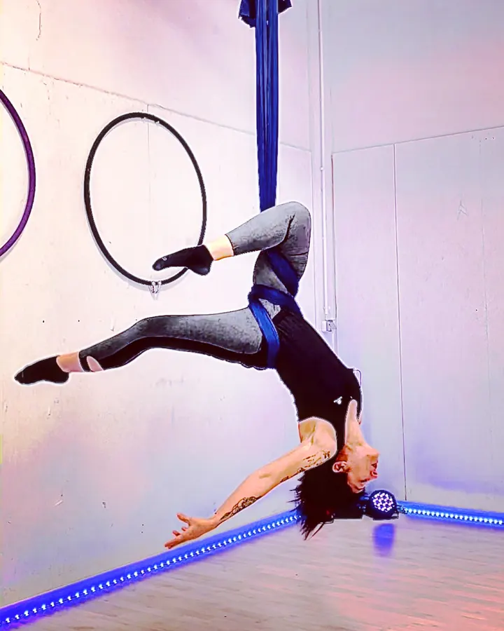 Pole Dance Addict 66 Polygone Nord — pole fitness-studio à Pia — 4
