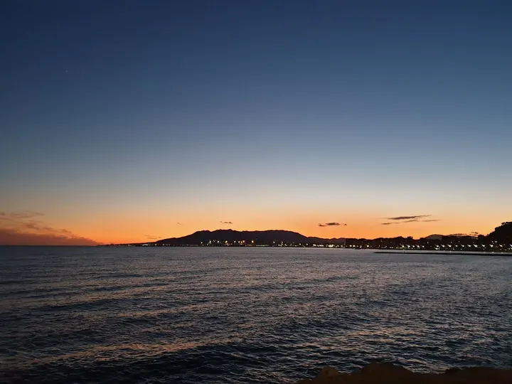 Parque de ejercicios del Paseo Marítimo — calisthenics-studio en Málaga — 3