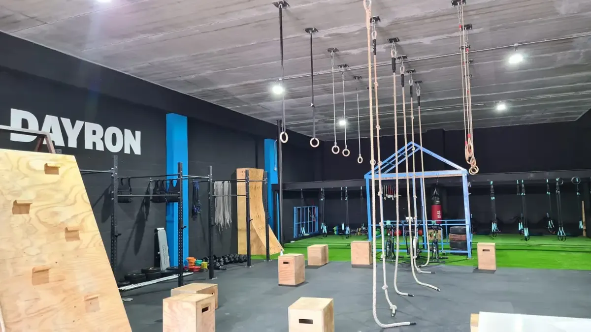 Dayron Club — fuerza-studio i Visiedo, Huércal de Almería — 3