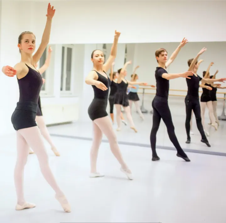 Ballettschule Semper Mobilis — tanz-studio in Neustadt — 3