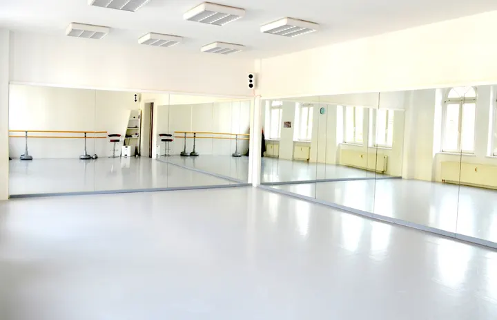 Ballettschule Semper Mobilis — Tanz in Innere Neustadt, Dresden