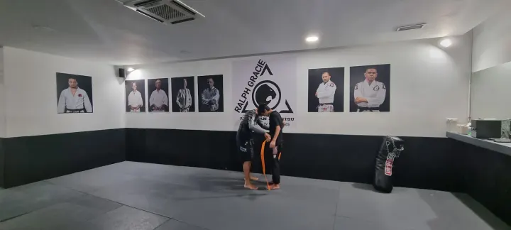 Ralph Gracie Escola de Jiu-jitsu Portugal & Ginásio Bodywork — jiu-jitsu brasileiro-studio em Porto — 3