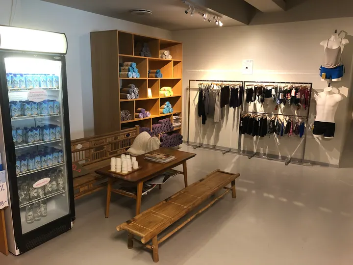 Ramstad Terapi og Yoga AS — yoga-studio i Blommenholm, Høvik — 2