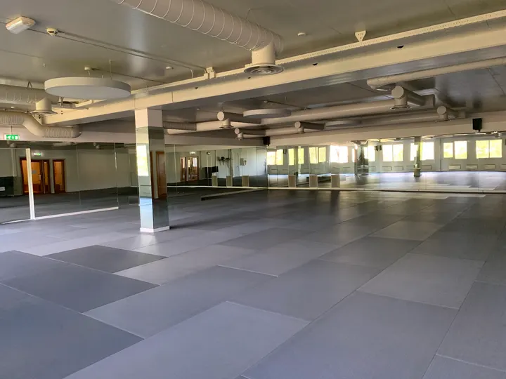 Ramstad Terapi og Yoga AS — Yoga i Blommenholm, Høvik