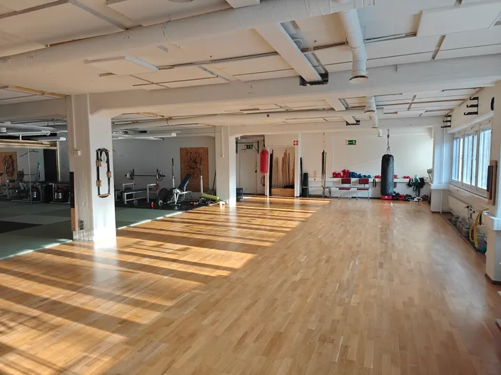 Okinawa Goju Ryu Kenshikai Finland — kamppailulajit-studio – Lauttasaari, Helsinki — 2