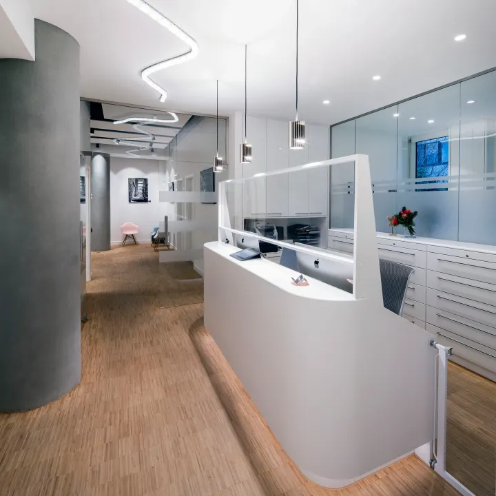 Physiotherapie am Kö-Bogen — Wellness in Stadtmitte, Düsseldorf