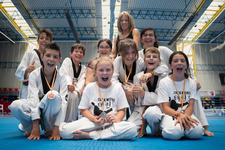 Centro deportivo Sport-Kuroy — artes marciales-studio en El Chorrillo, Alcalá de Henares — 2