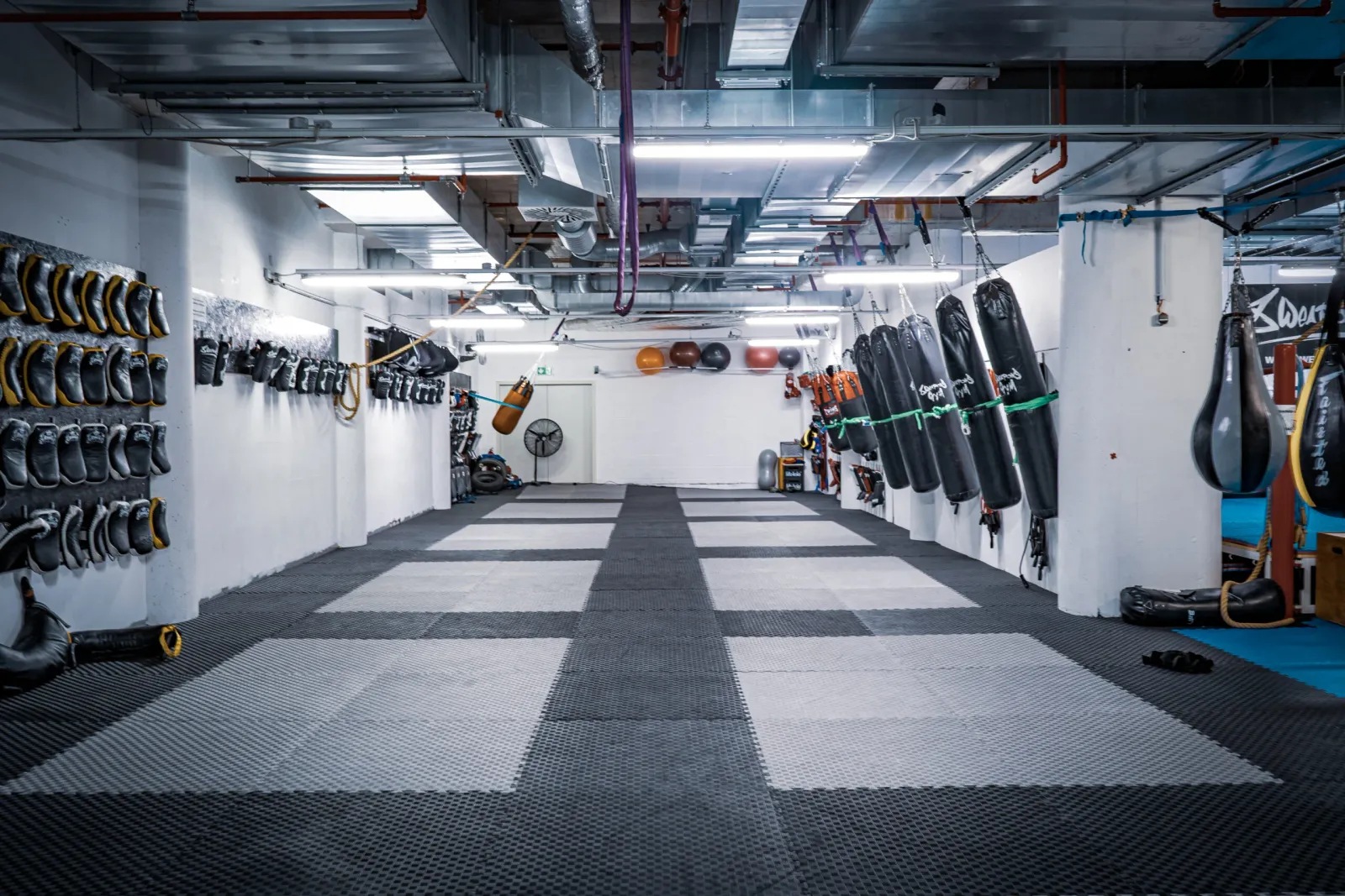 8 Weapons Gym — träningsstudio i Leipzig — 3